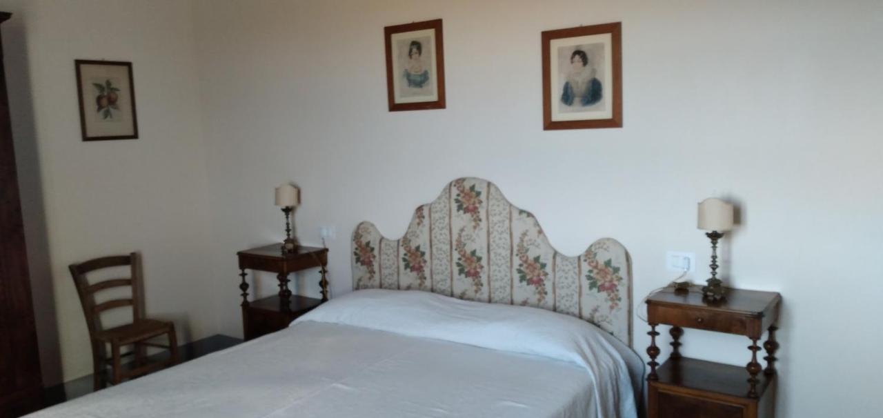 Agriturismo Podere Gianmaria カスティリョンチェッロ エクステリア 写真