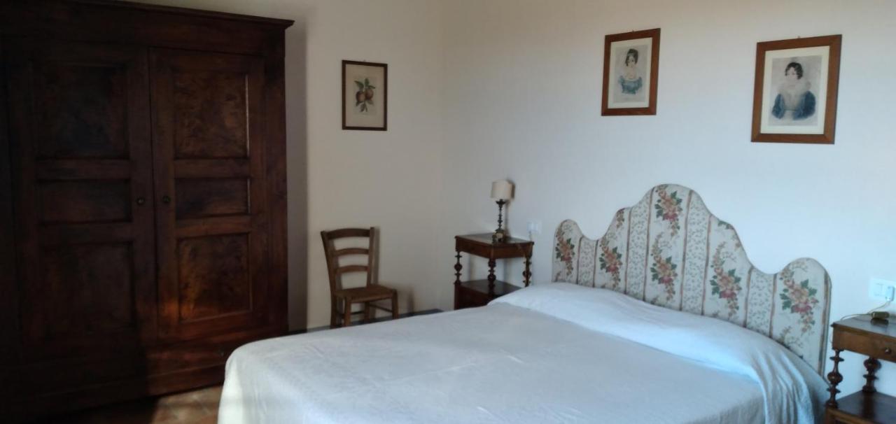 Agriturismo Podere Gianmaria カスティリョンチェッロ エクステリア 写真
