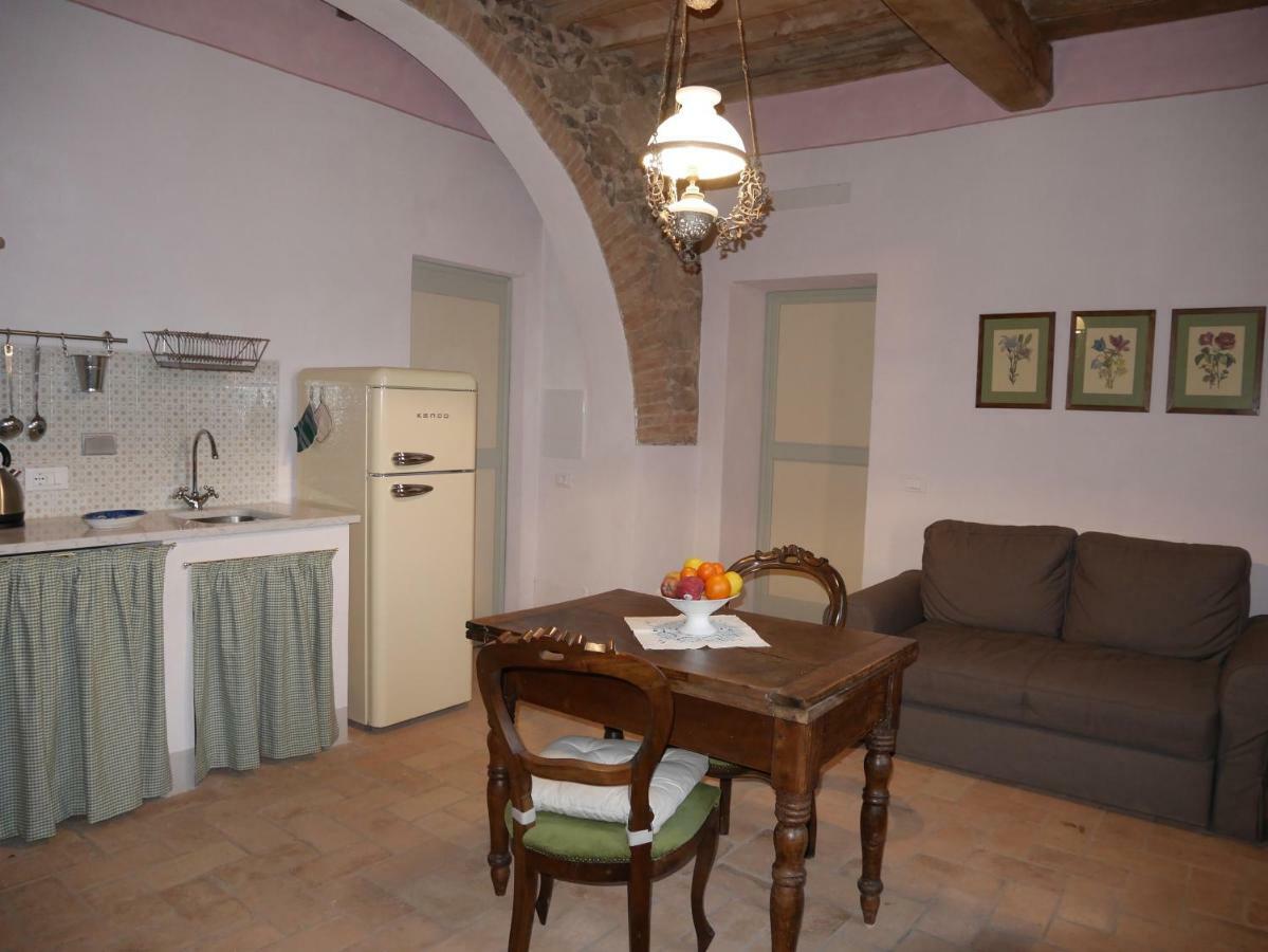 Agriturismo Podere Gianmaria カスティリョンチェッロ エクステリア 写真